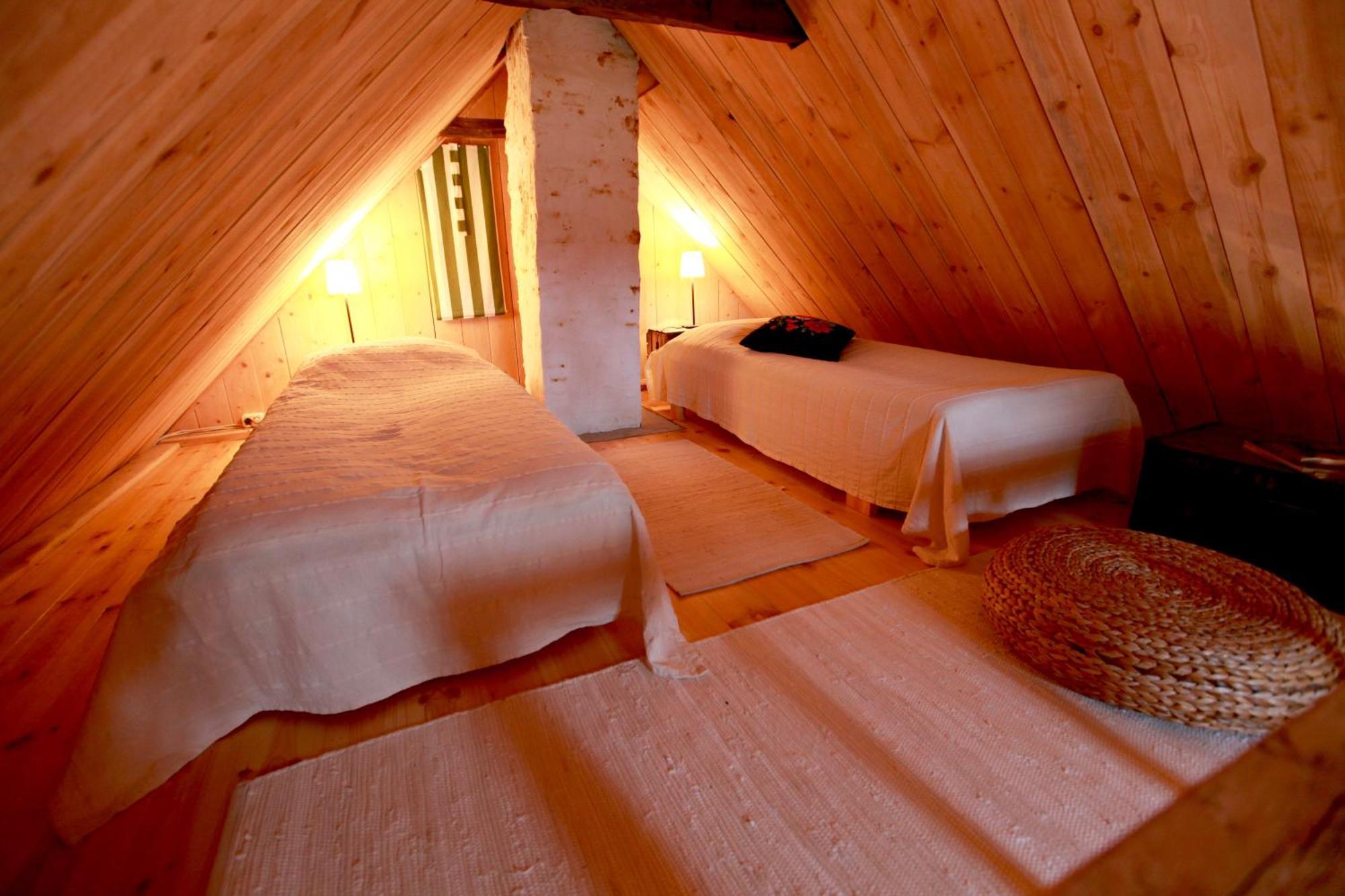 Metsara B & B Tornimae Oda fotoğraf